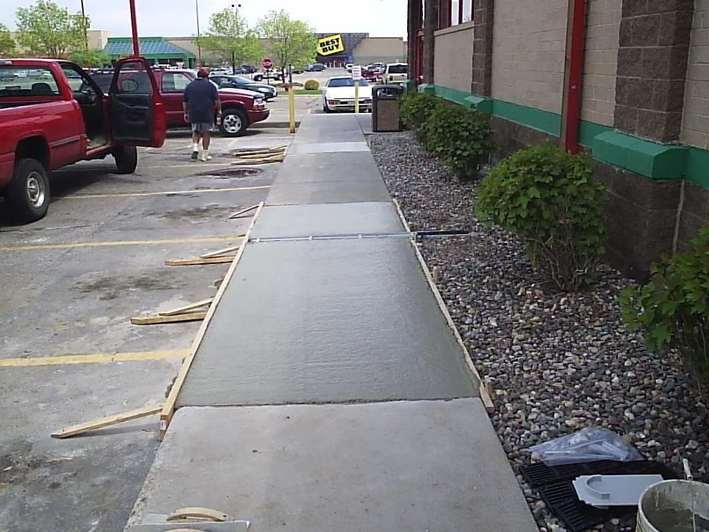 commercial sidewalk paving